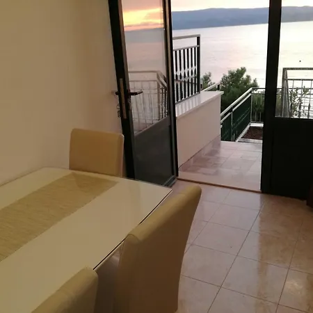Apartment House Karlo - One-bedroom With Terrace And Sea View A1